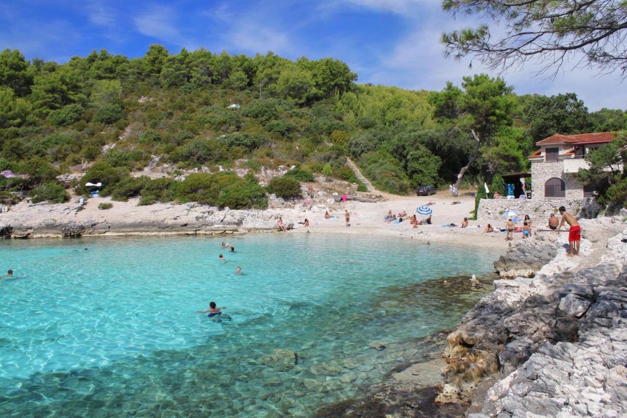 Apartments By The Sea Zavalatica, Korcula - 247 Buitenkant foto